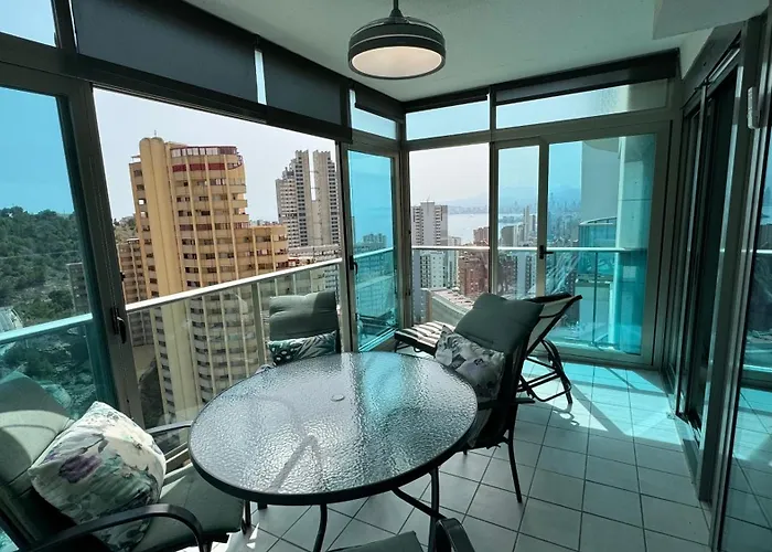 Skyline 12 2-Bedroom Apartment In Torre Lugano