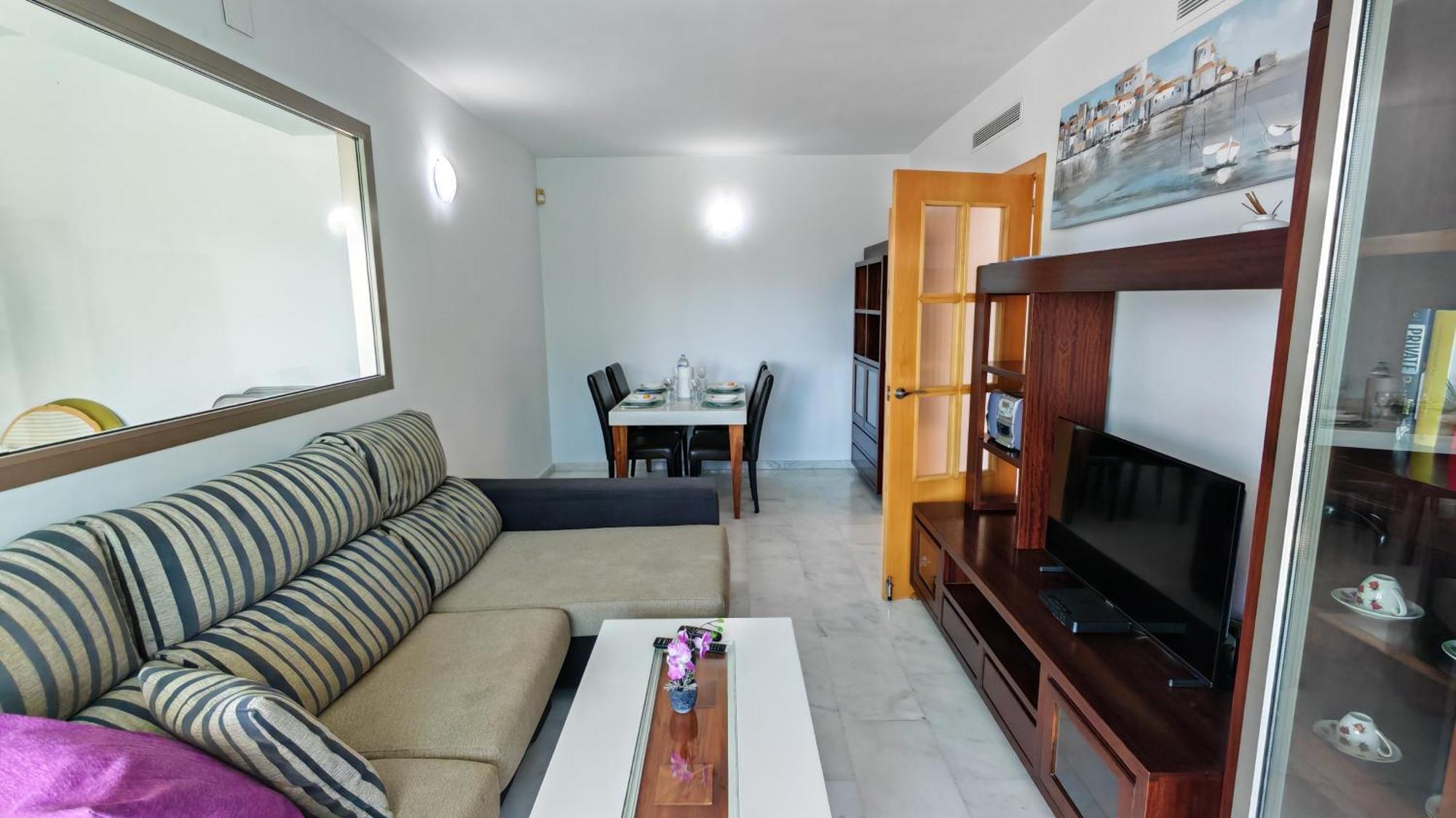 Skyline 12 2-bedroom In Torre Lugano Apartment *